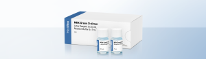 The Green D-dimer kit consists of 5 vials of 3.5 ml latex reagent and 5 vials of 7 ml reaction buffer.